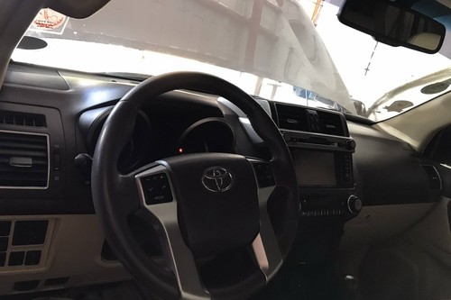 Used 2014 Toyota Land Cruiser Prado 4.0L Gas AT