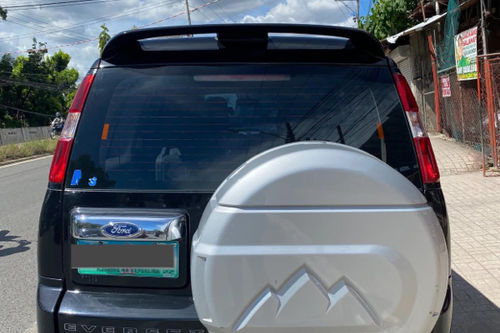 Second hand 2013 Ford Everest LIMITED 2.5 4x2 AT 