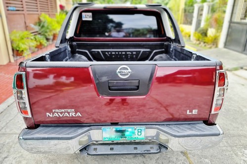 Second hand 2012 Nissan Frontier Navara 2.5L LE AT 