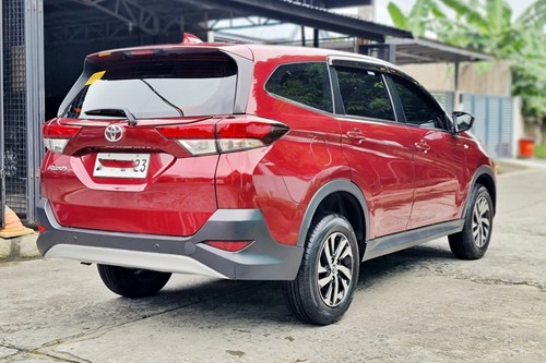 Old 2021 Toyota Rush 1.5 E AT