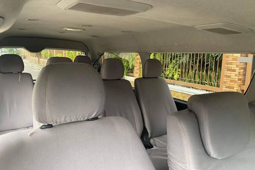 Used 2016 Toyota Hiace 3.0 GL Grandia MT