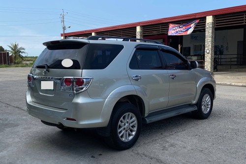 Second hand 2012 Toyota Fortuner 2.4 G Diesel 4x2 MT 