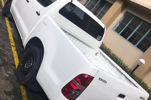 2nd Hand 2013 Toyota Hilux 2.4 J 4X2 MT