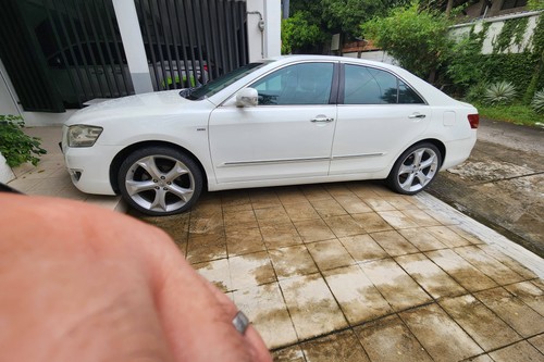 Old 2009 Toyota Camry 2.5HV Premium