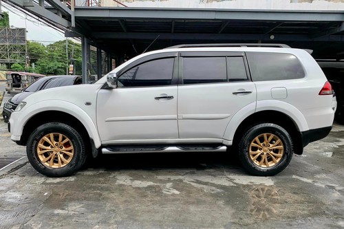 2nd Hand 2015 Mitsubishi Montero Sport 2.5L GLS-V SE AT