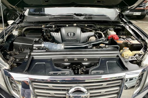 Used 2020 Nissan NP300 Navara 2.5L 4x2 EL 7AT Calibre