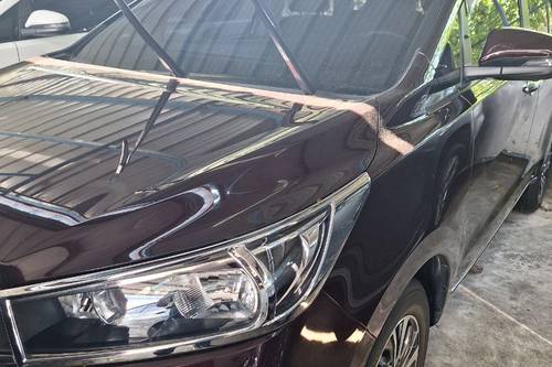 Second hand 2021 Toyota Innova 2.8 E Diesel MT 