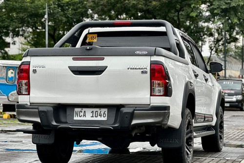 Second hand 2018 Toyota Hilux Conquest 2.4 4x2 A/T 