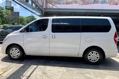 2nd Hand 2016 Hyundai Grand Starex 2.5L CRDi AT Gold