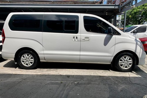 Used 2016 Hyundai Grand Starex 2.5L CRDi AT Gold