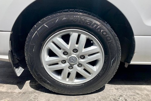 Used 2016 Hyundai Grand Starex 2.5L CRDi AT Gold