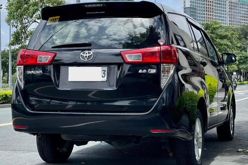 2nd Hand 2017 Toyota Innova 2.0L E AT