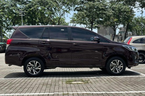 Used 2022 Toyota Innova 2.8 E Diesel AT