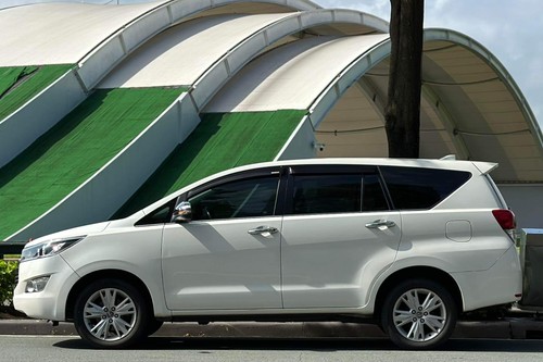 Used 2018 Toyota Innova 2.8L V AT