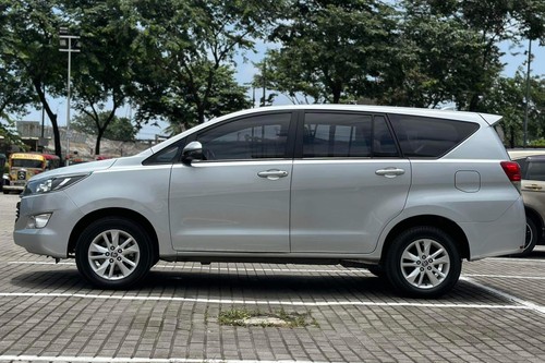Second hand 2020 Toyota Innova 2.8 E Diesel MT 