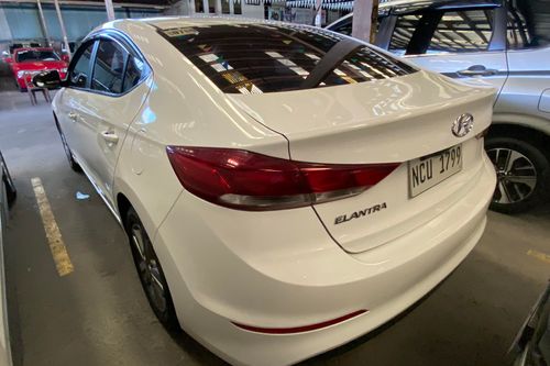 Old 2018 Hyundai Elantra 1.6 GL 6A/T