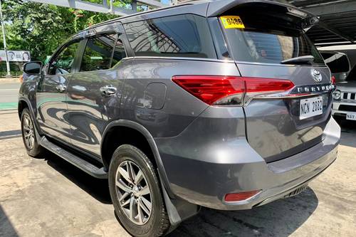 Old 2017 Toyota Fortuner 2.4 V AT