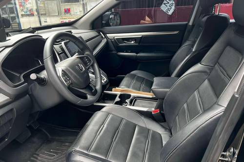 Second hand 2018 Honda CR-V 1.6L S AT 