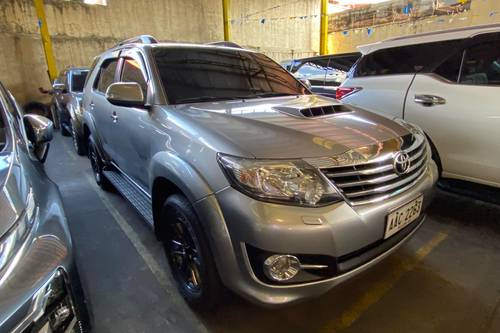 Second hand 2015 Toyota Fortuner Dsl AT 4x2 2.5 V 