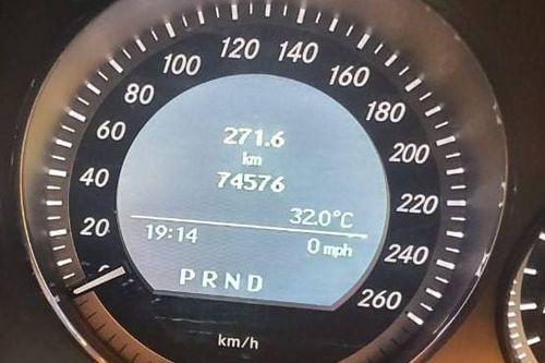 Old 2010 Mercedes-Benz C-Class C180 (1.8 L AT)