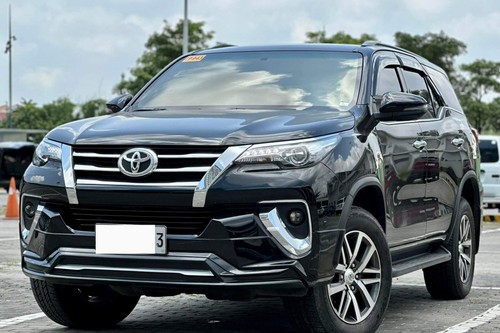 Second hand 2019 Toyota Fortuner 2.4 V Diesel 4x2 AT 