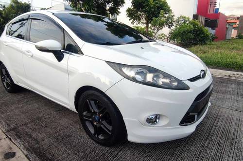 Second hand 2012 Ford Fiesta Hatchback 1.5L Sport AT 