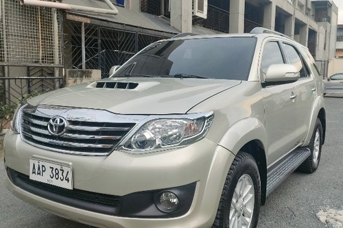 2nd Hand 2014 Toyota Fortuner Dsl AT 4x2 2.5 G