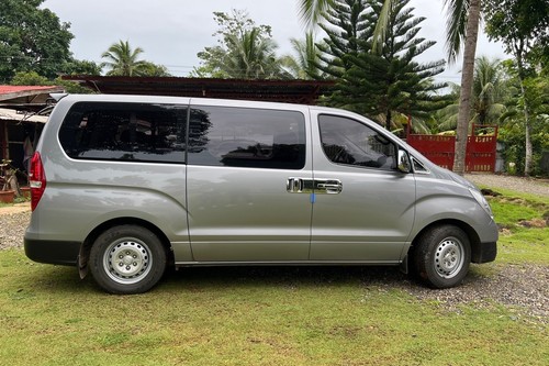 2nd Hand 2016 Hyundai Grand Starex 2.5 GL 5M/T (Dsl)