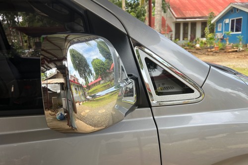 Second hand 2016 Hyundai Grand Starex 2.5 GL 5M/T (Dsl) 