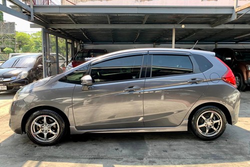 2nd Hand 2015 Honda Jazz 1.5 VX CVT