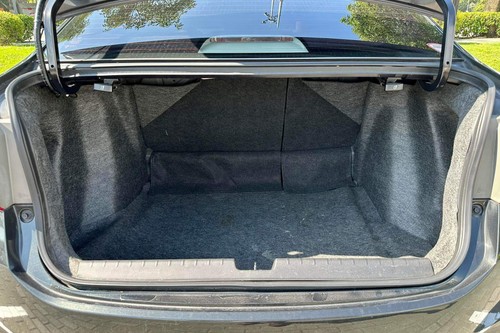 Second hand 2016 Honda City 1.5L VX AT 