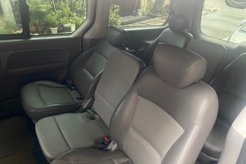 Used 2010 Hyundai Grand Starex 2.5 GL 5M/T (Dsl)