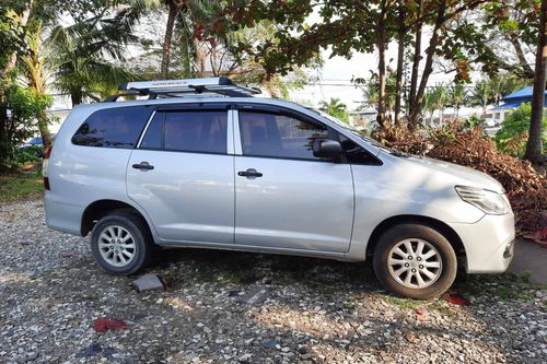 Second hand 2016 Toyota Innova 2.5 L Sport Runner AT 