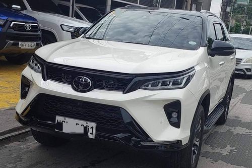 2nd Hand 2021 Toyota Fortuner 4x2 2.8L LTD AT Two-Tone