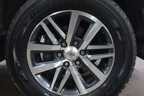 Used 2016 Toyota Fortuner 2.4 V AT