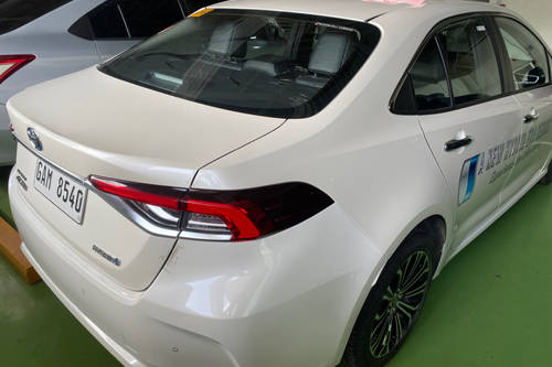 Used 2020 Toyota Corolla Altis 1.8 V Hybrid CVT