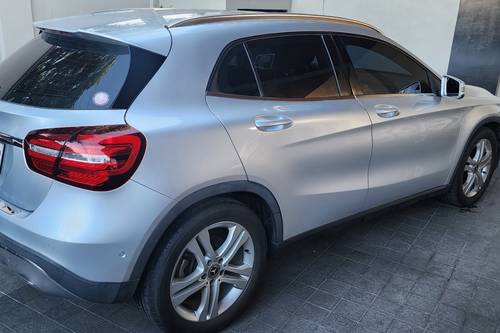 2nd Hand 2020 Mercedes-Benz GLA-Class 180 AT