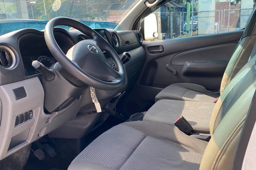 Second hand 2017 Nissan Urvan 18 Seater VX 