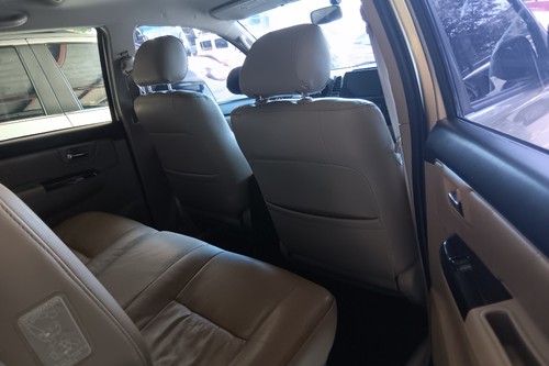 Used 2014 Toyota Fortuner Dsl AT 4x2 2.5 V