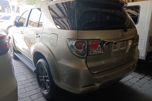 Used 2014 Toyota Fortuner Dsl AT 4x2 2.5 V
