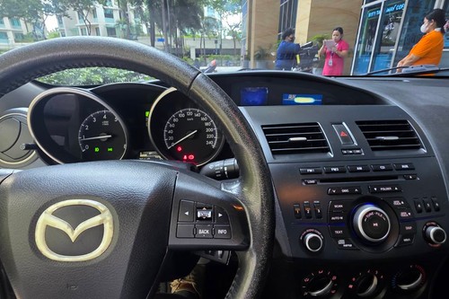 Second hand 2012 Mazda 3 Sedan 1.6 V AT 