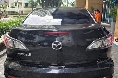 Used 2012 Mazda 3 Sedan 1.6 V AT