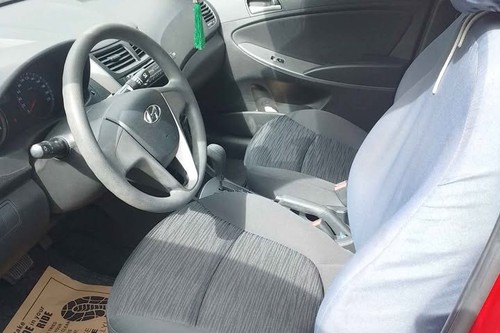 Old 2019 Hyundai Accent 1.4 E AT