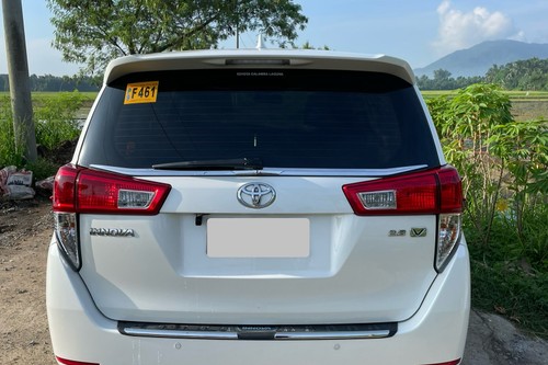 Old 2021 Toyota Innova 2.8L V AT