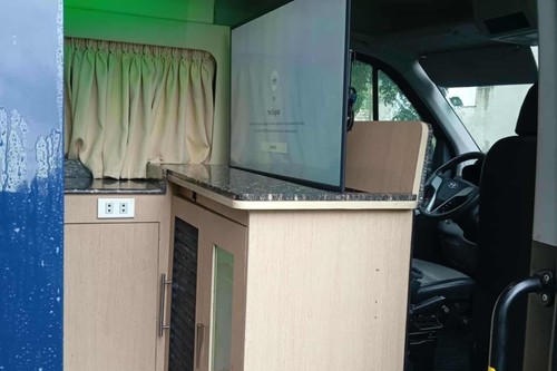 Old 2018 Hyundai H350 2.5 A2 Minibus DLX