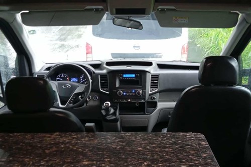 Second hand 2018 Hyundai H350 2.5 A2 Minibus DLX 