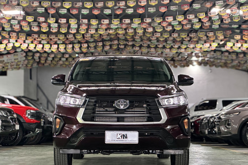 Second hand 2025 Toyota Innova 2.8 XE AT 