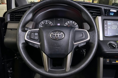 Used 2025 Toyota Innova 2.8 XE AT