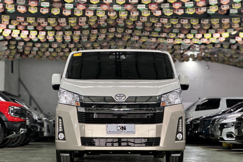 Second hand 2025 Toyota Hiace GL Grandia A/T 