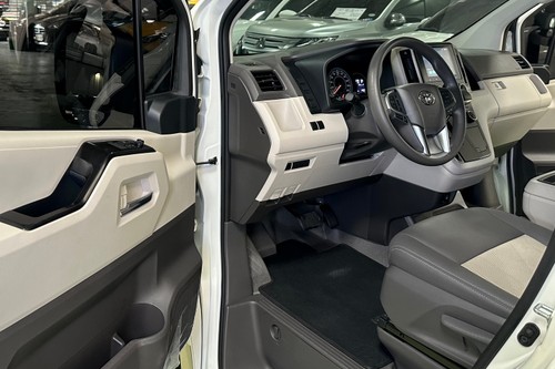 Used 2025 Toyota Hiace GL Grandia A/T